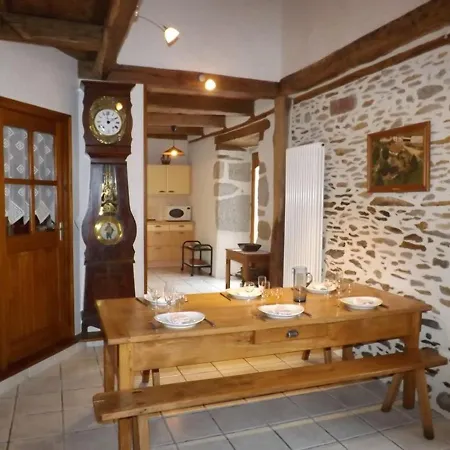 Holiday home Prunet, 4 Pieces, 6 Personnes - Fr-1-742-407 Prunet (Cantal)